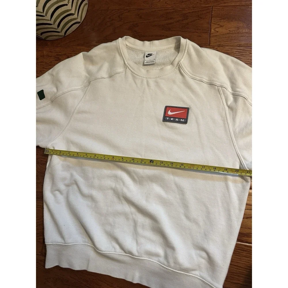 Men's Nike Shoe Dog Grand Prix 2023 White Crewneck Pullover Sweatshirt Small
